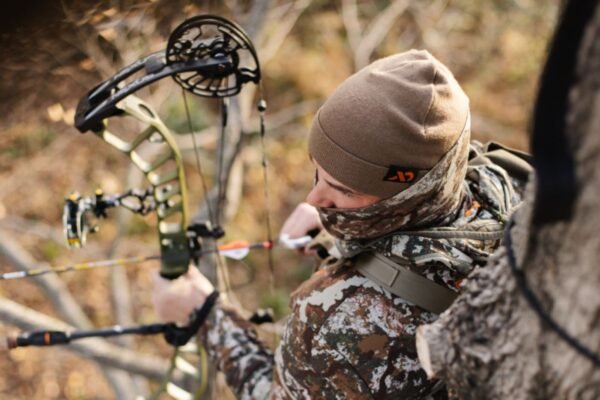 How to Use Modern Tech in Deer Hunting Equipment